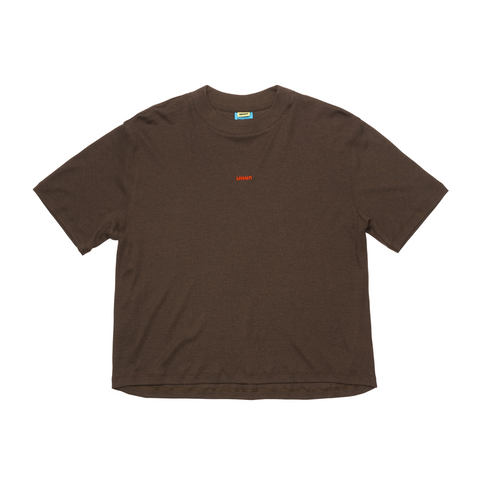 Women's fluid t-shirt in wren green with embroidered UNNA logo at the chest. 